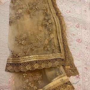 Classic gold floral dupatta